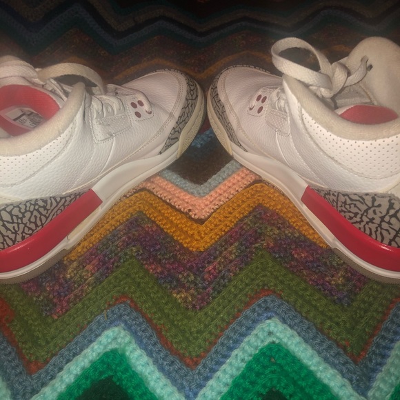 Hall Of Fame Jordan 3s - Picture 2 of 4